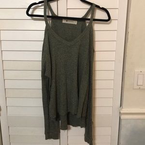 Green long-sleeves cold shoulder top-Large